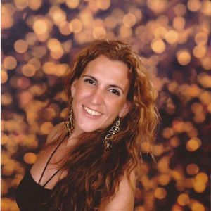 Meet your Posher, Alejandra